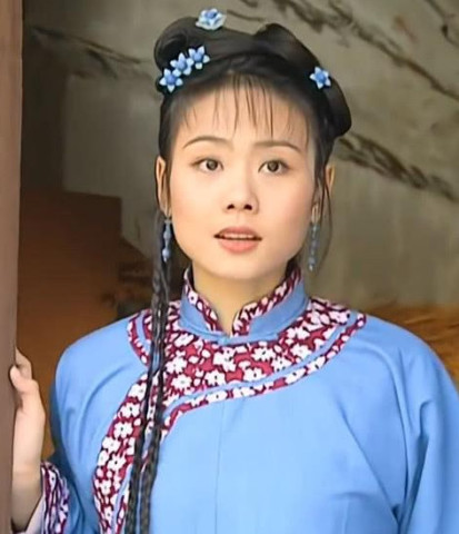 《还珠格格》里面的柳红,近照惊艳网友!这还是那个柳红吗?