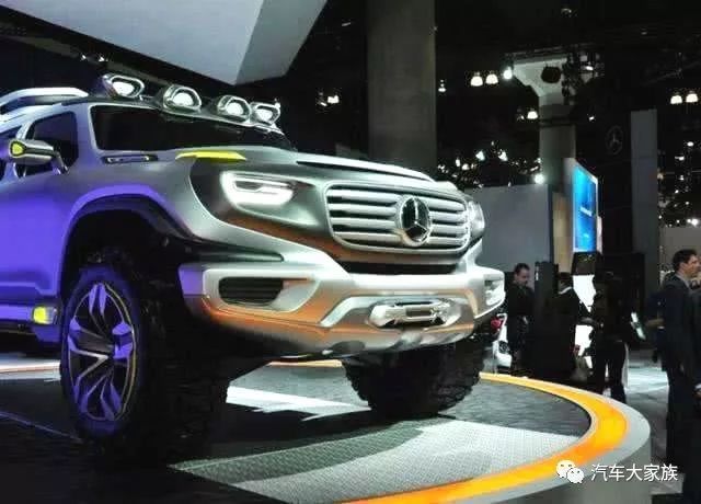 奔驰"烧水汽车"横空出世!一箱水跑800公里,取代新能源