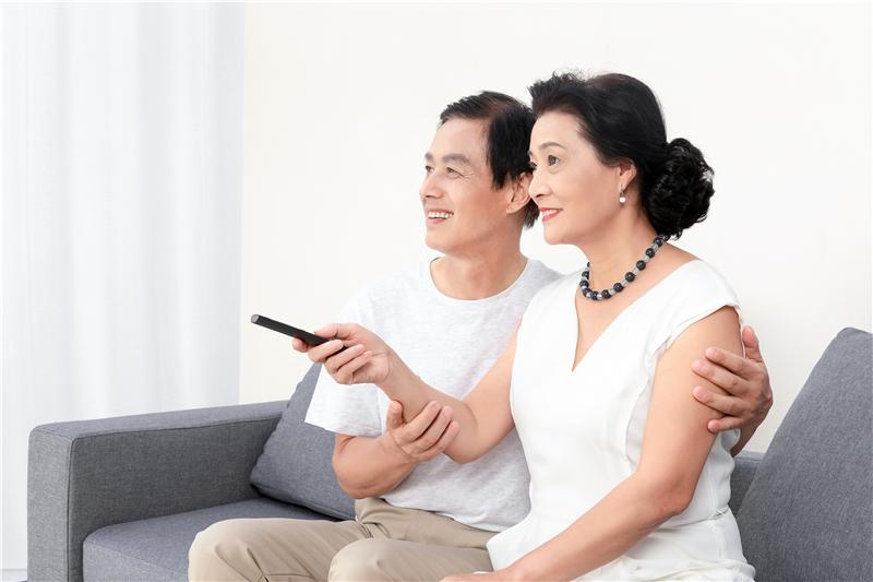 婚姻实录:婆婆60大寿收到份快递,打开后我直接给了老公一巴掌