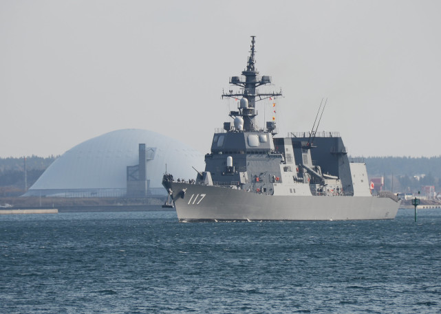 奋力赶超中国海军052d型 海自新一代朝日级驱逐舰