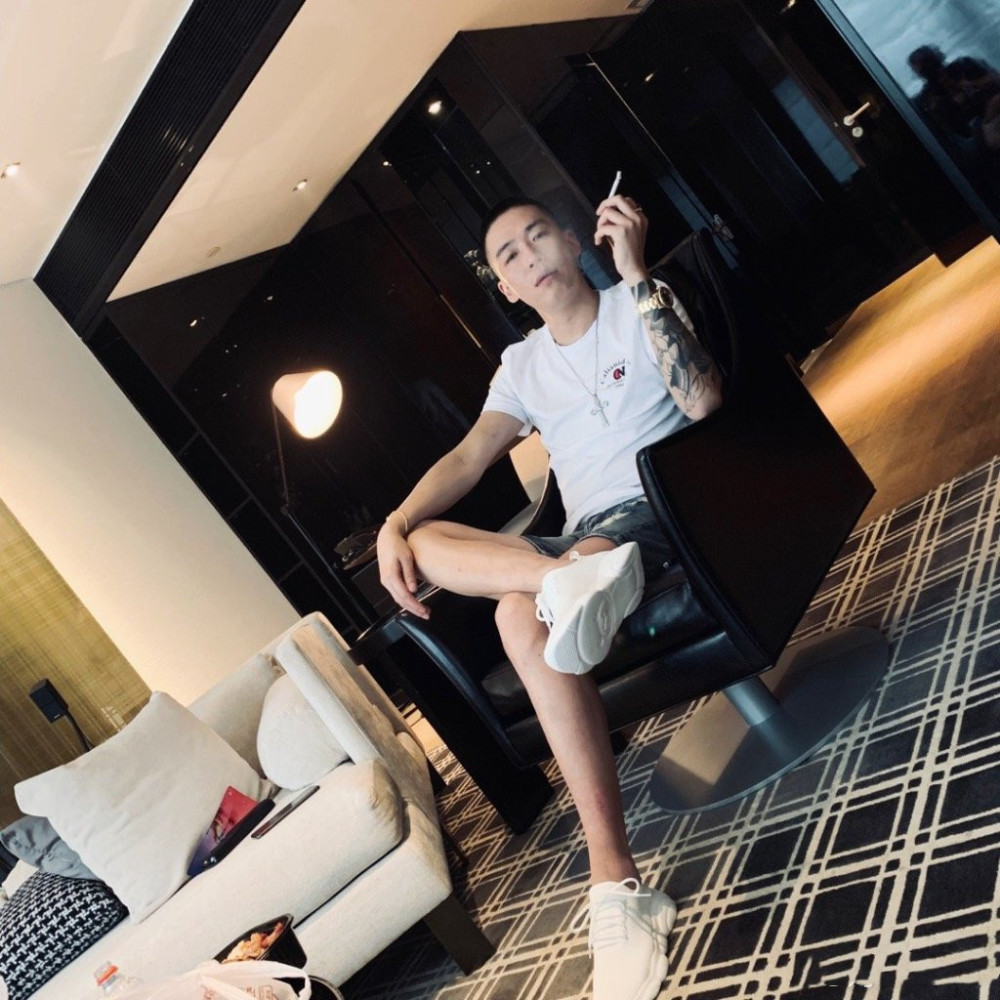 刘一手官司顺利,将回归直播,刘大美人:恭喜,越来越好!
