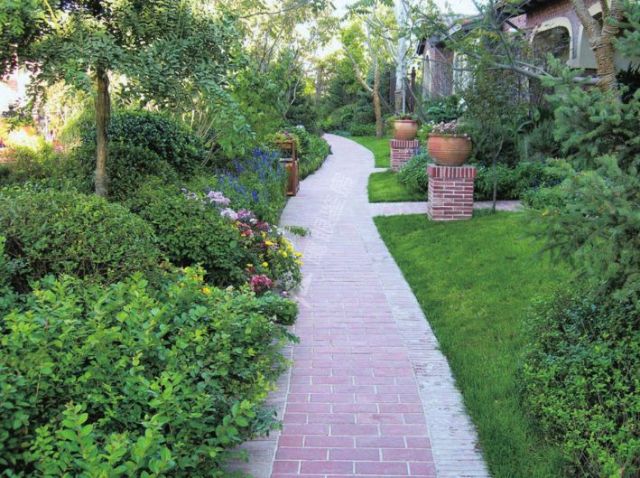 小区景观道路为什么塌了?