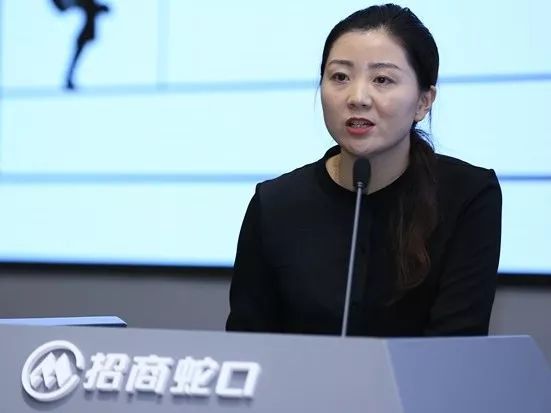 南京公司位二跃,西安公司李丹谊作为营销代表进行分享质效赋能,使命