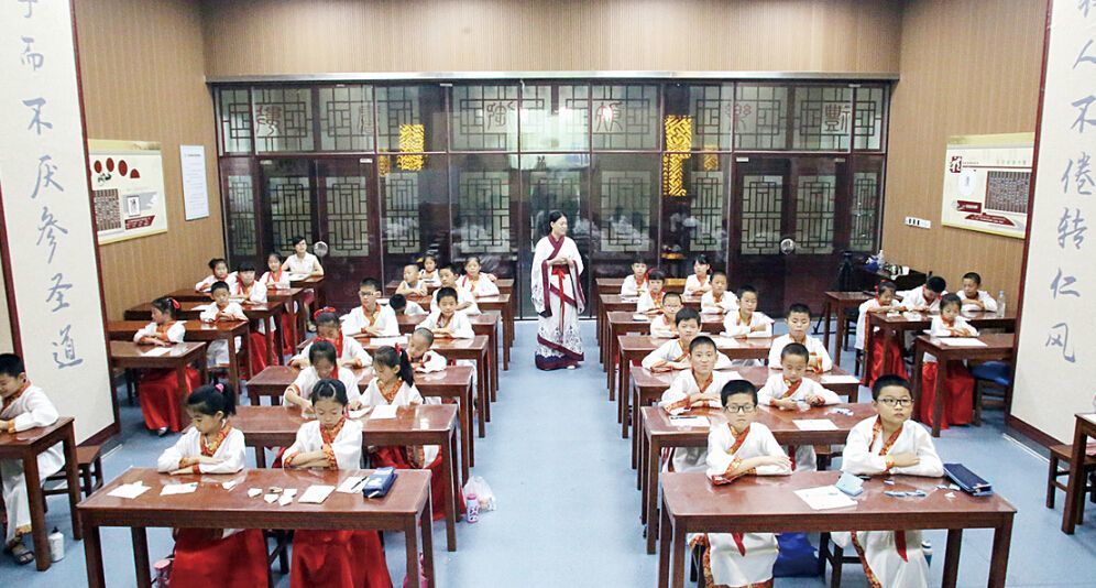 教育部公布全国竞赛活动名单,"私塾""国学班"再次被点名