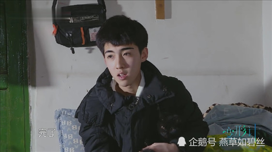 变形计:阔少年幼丧母,当他拿出仅存的照片时,网友落泪了