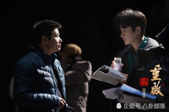 朱一龙饰演的《盗墓笔记·重启》圆满杀青吴小三爷播出再会!