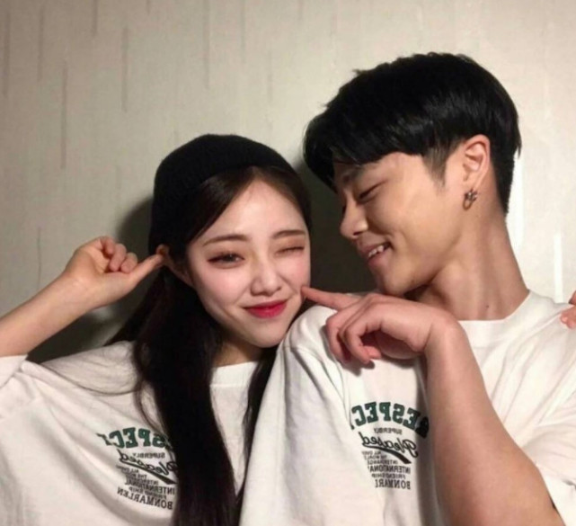 适合情侣官宣的qq空间说说低调又甜蜜发朋友圈必火