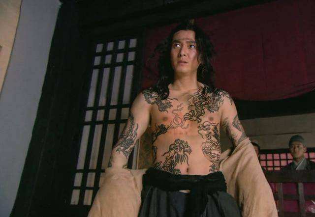 他在梁山排名二十三,有义气却没脑子,受伤后被队友抛弃