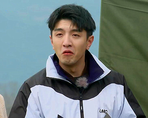 金瀚到底多畏惧这个东西?当看到他的表情后!网友:柔弱的汉子!