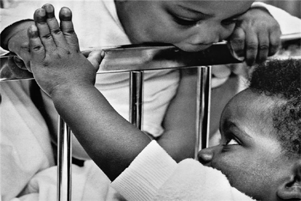 为何越来越多"儿童"感染艾滋病?3点"初期症状",家长要注意!