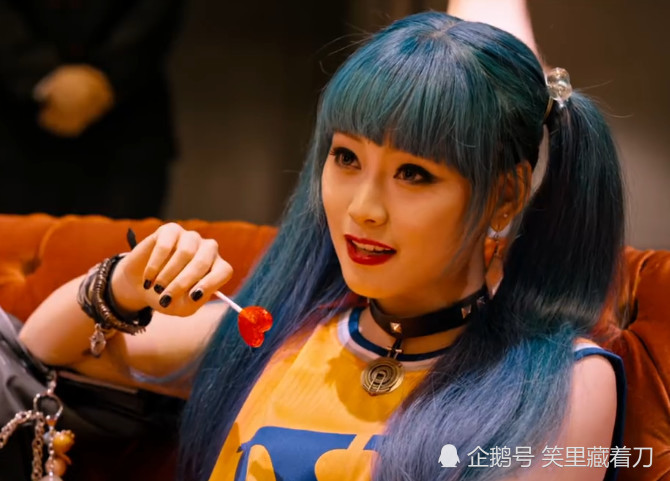 唐探2:kiko头发颜色到底啥色?不是蓝色,不是绿色,而是它