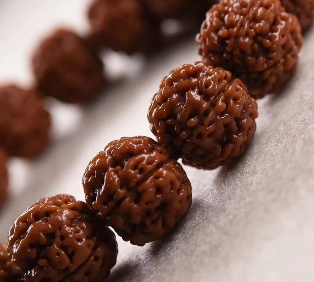 盘串儿?最好还是带套子吧