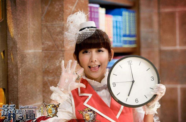 《萌学园》中的小芙蝶,如今蜕变成性感女神,罗志祥功不可没