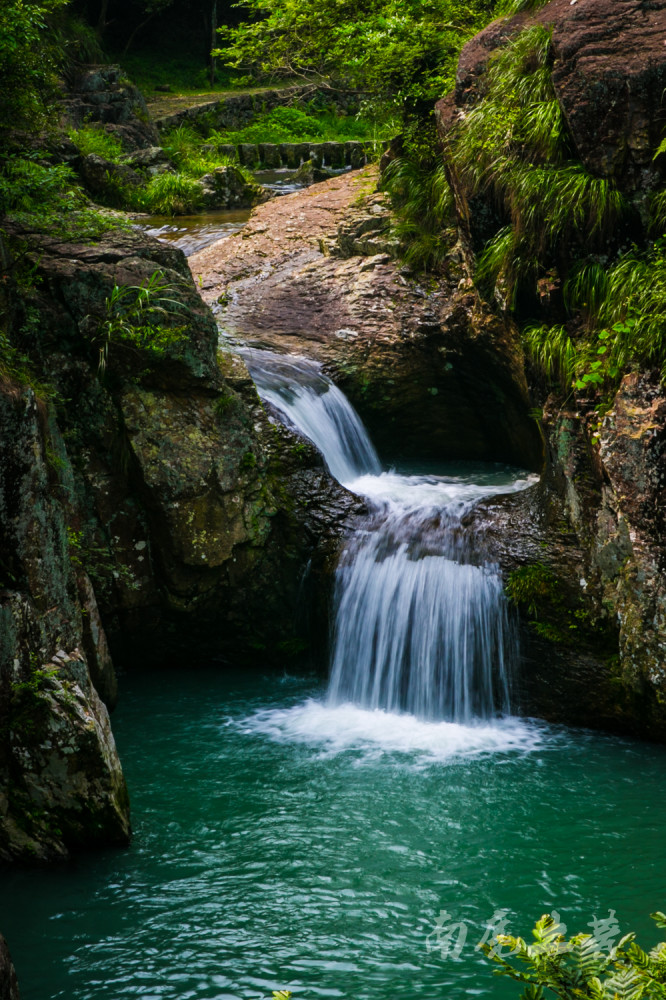 春天去雁荡山看超级美的瀑布了