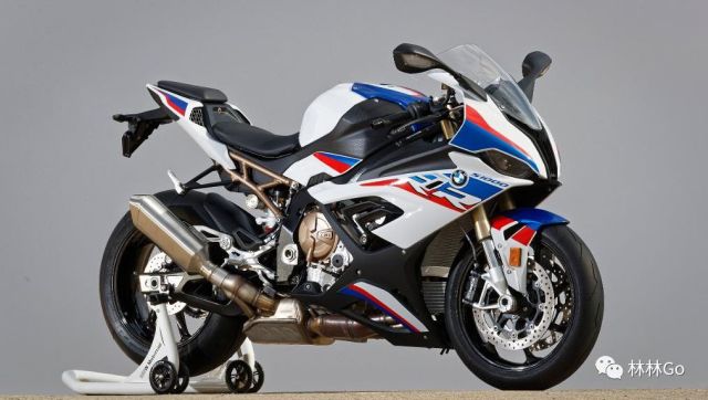 摩托家 宝马踏板c400x定价7万贵不贵 新s1000rr M版本明年上市