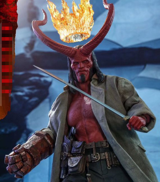 小伙晒地狱伯爵手办,看到头上分离的火焰皇冠,网友:自带磁悬浮