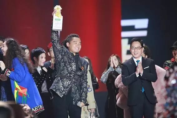 我区选手扎西平措获2017年好声音全国总冠军