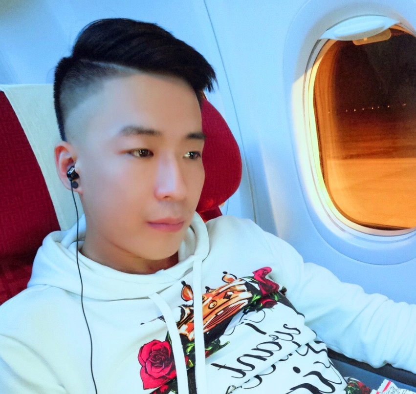 网红收入曝光!刘一手生日会收入高达960w,粉丝:我们的功劳