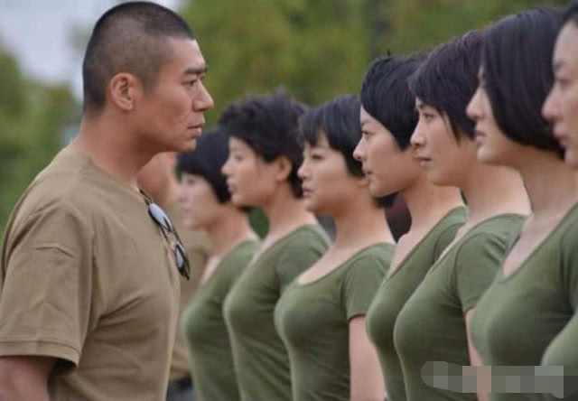 张张是亮点的穿帮镜头:火凤凰的梗怕是过不去了,你们看懂了吗?