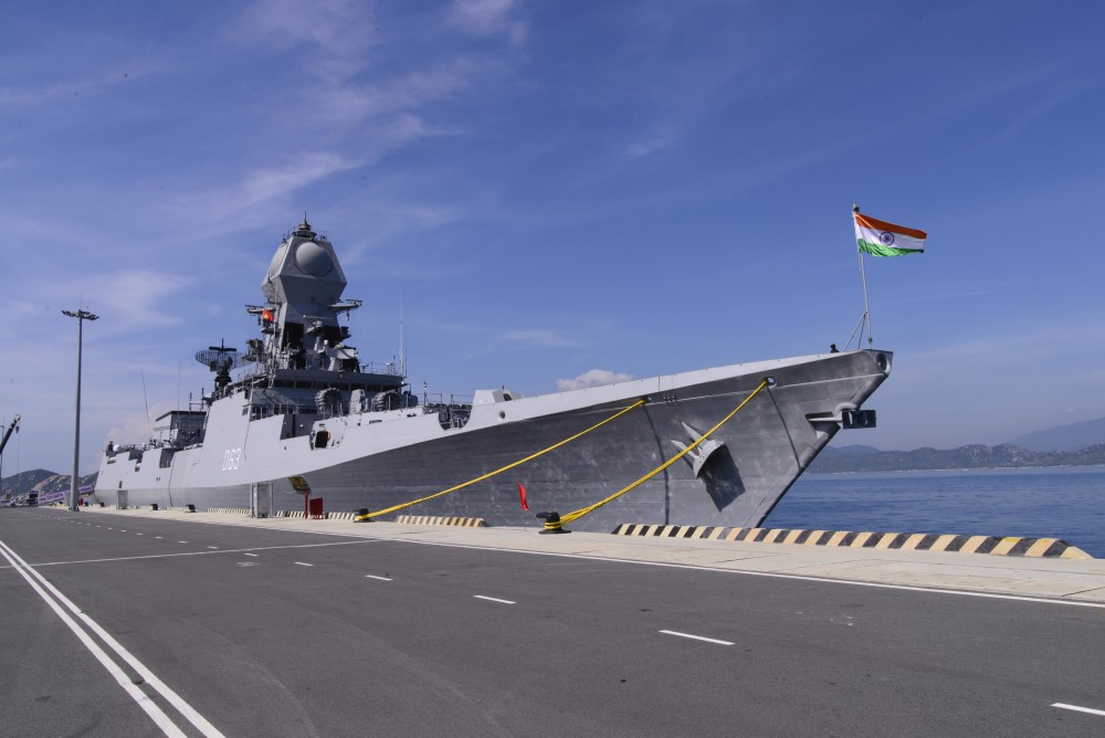 印度参加海军节编队阵容豪华,既来最强神盾还有万吨大补