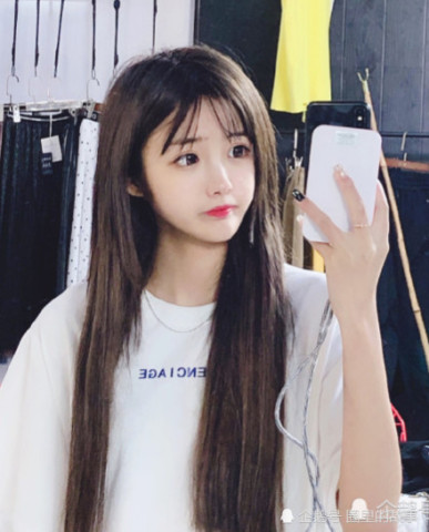 套路璐真爱王乐乐?看胳膊上新曝光的"纹身名",网友:心疼乐乐