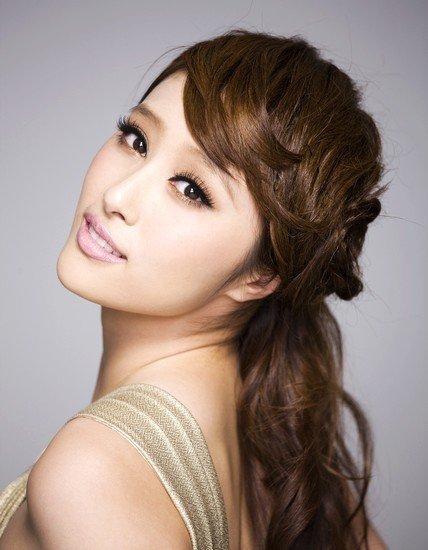 《丑女无敌》李欣汝曝照容颜依旧,女儿3岁,如今穿50块裙子?