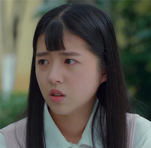 你们期待的无刘海版何蓝逗,看到照片的时候网友却开始后悔了