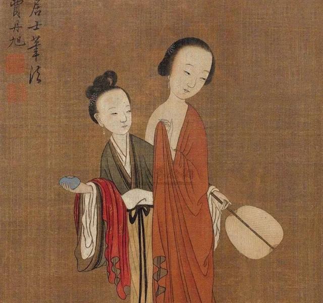 古代美人洗完澡后,第一件事要做什么?