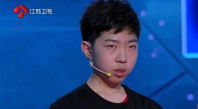 打开腾讯新闻,查看更多图片 >比赛的过程当中,可以看出凡正阳的速度