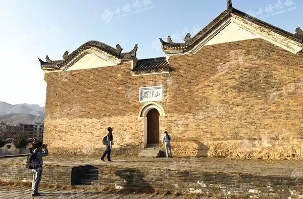 杨泗庙:杨泗庙位于上津镇上,据史料考证,至少在北宋年间就有了江渎庙