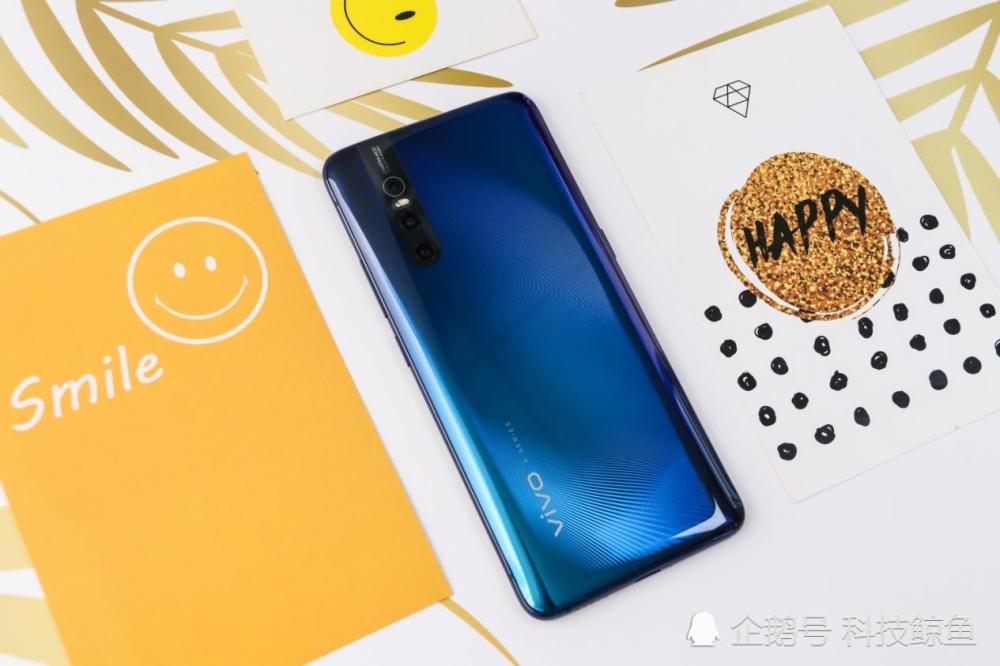 vivo x27美圖大賞,雀羽藍版本仙氣十足等你來撩