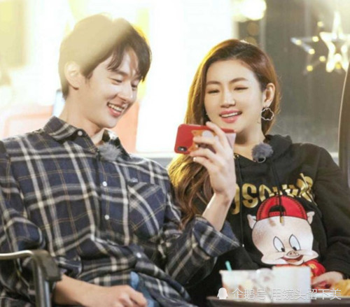 张轩睿selina终于官宣看到两人手牵手网友恭喜恭喜