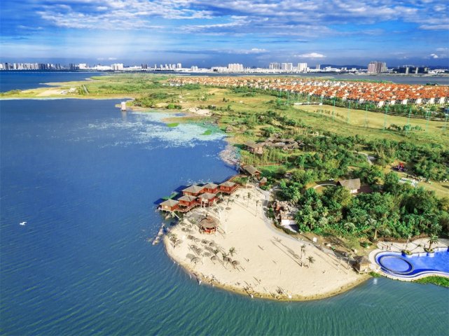 世茂龙湾丨春茂趣玩季丨春色明黄