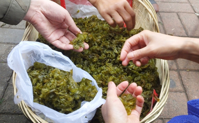 這雷公菜吃起來味道十分不錯,味道絕佳.