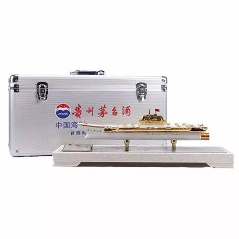 2012年贵州茅台酒(原中国海军首艘航空母舰纪念)