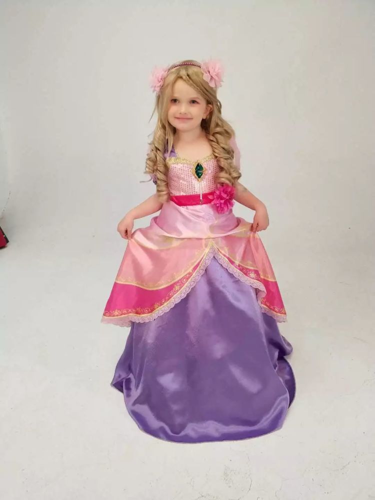 俄罗斯小美女cos真人版灵公主!超萌!太美了!