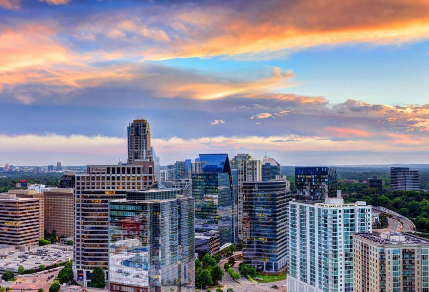 之一,是美国第9大都市区,亦是美国佐治亚州首府和最大的工商业城市