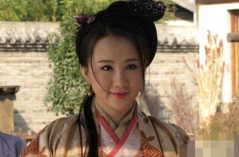 《水浒传》卢俊义的老婆贾氏,为何甘心情愿降维爱上穷管家李固?