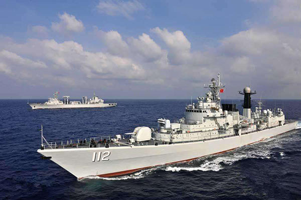 北海舰队旗舰:哈尔滨号