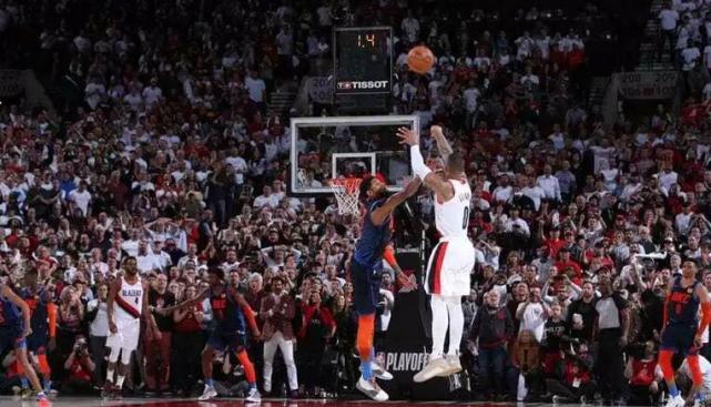 雷霆开拓者G5裁判报告:仅一次误判 利拉德绝杀