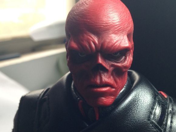 复联4:穿越时空小组,美队完美错开红骷髅,是巧合还是故意?