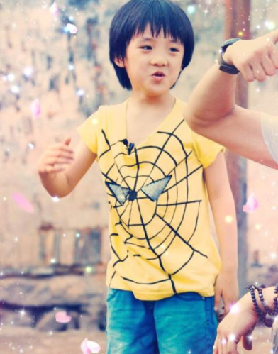 有一种"整容"叫feynman ng长大,双眼皮大眼睛超迷人