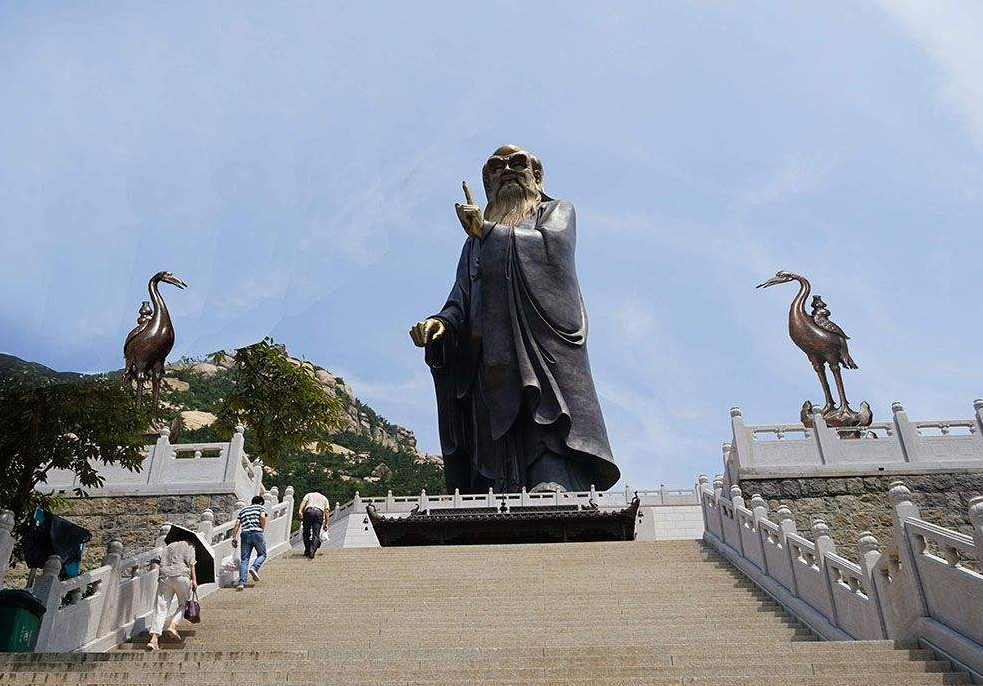 青岛崂山建世界上最大"老子铜像",游客:老子不是河南的吗?