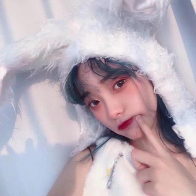 最近露脸女生头像火了张张好看大号换上不愁对象了