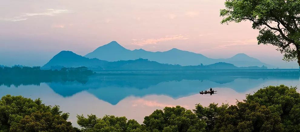 静好,山岚,风和 晨阳,落霞,忘忧 飘渺,蔚蓝,入画 海阔天空,山海相连