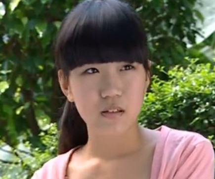 还嫌巴啦啦小魔仙的茵茵丑?求你看看11年后的她,没刘海美爆了