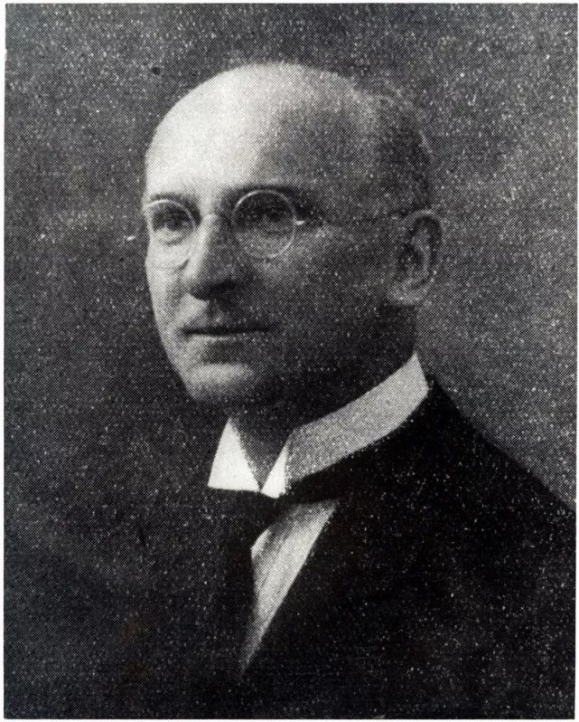 行星探测器的旅程霍曼轨道与引力弹弓