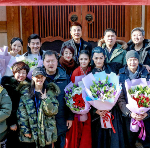 招摇:当白鹿和肖燕同框,确认过眼神是白素贞拆不开的组合