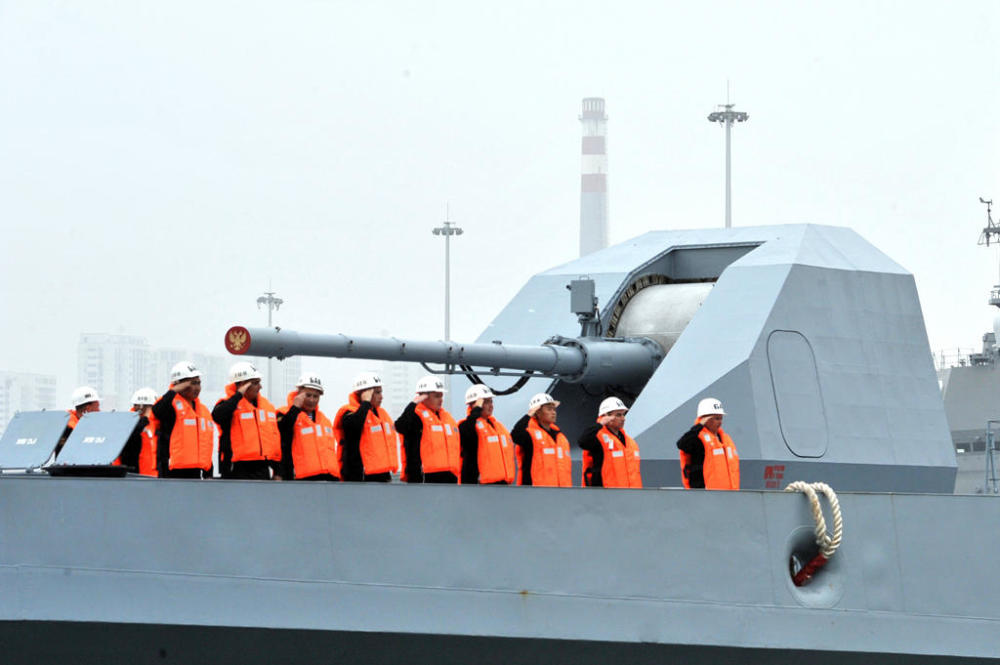 中国130舰炮装万吨大驱，俄同款却能装小护卫舰?秘密在这里!