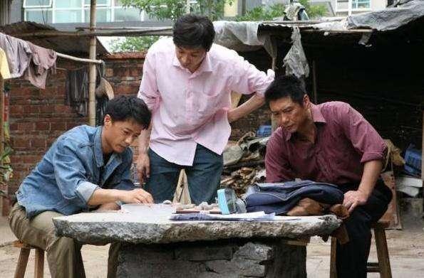 农村一个家庭只要有两个儿子以上就会分家为什么要这样答案来了